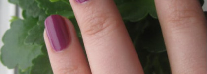 Проба кисти. Двойной маникюр с лаками Golden Rose Rich Color № 14 и № 28