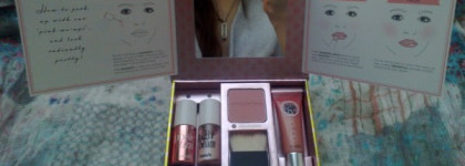 Заветная коробочка "Feelin' dandy...Perk me up...lip & cheek kit"