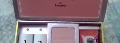 Заветная коробочка "Feelin' dandy...Perk me up...lip & cheek kit"