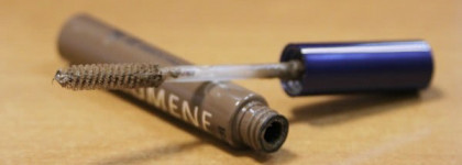 Моделирующее средство для бровей Blueberry Lumene Eyebrow shaping Wax, оттенок Soft Brown