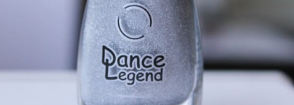 А я опять в песочнице с лаком Dance legend Sahara Crystal, в счастливом 13-м оттенке