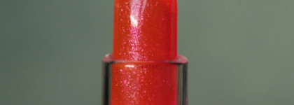 Розовенький-розовенький Essence lipstick  в оотенке 65 glow neon glow