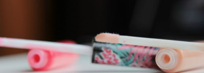 Не ожидала, но мне понравились H&M Lipgloss coral hibiscus и summer sand