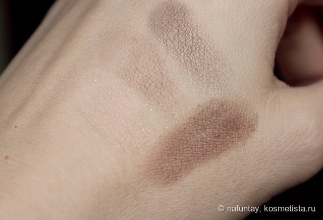 Палетка теней Revlon Colorstay 16 Hour Quad в номере 500 Addictive Intoxiquant