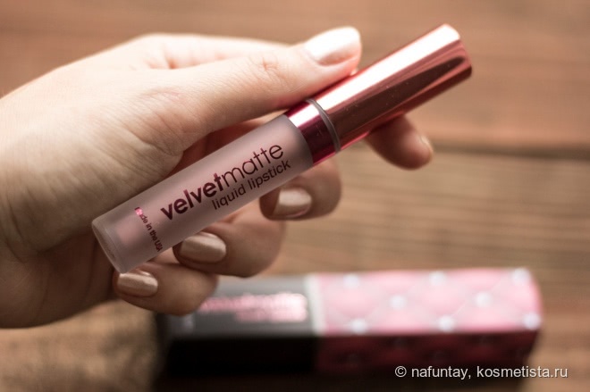 Жидкая матовая помада Velvetmatte Liquid Lipstick бренда LA Splash в оттенке Tiramisu