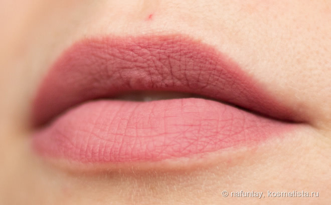 Жидкая матовая помада IsaDora Ultra Matt Liquid Lipstick в красивом оттенке 11 Cool Mauve