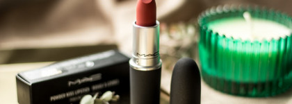 Она влюбила в себя с первого применения. Моя новая безоговорочная любовь MAC Powder Kiss