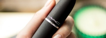 Она влюбила в себя с первого применения. Моя новая безоговорочная любовь MAC Powder Kiss