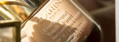 Тестирование нового тонального флюида Everlasting Youth Fluid от Clarins