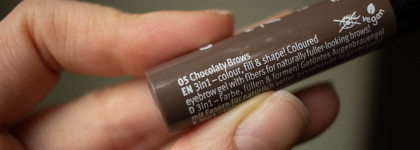 Два бюджетных оттеночных геля для бровей L'oreal и Essence. Выбираем лучшего