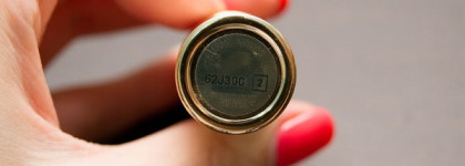 YSL Rouge Volupte Silky Sensual Radiant Lipstick SPF 15 (оттенок 2)