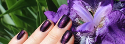 Лак для особых случаев... OPI Every Month Is Oktoberfest