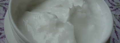Ирисы в январе... очищающий крем для лица с ирисом Missha Flower Bouquet Iris Cleansing Cream
