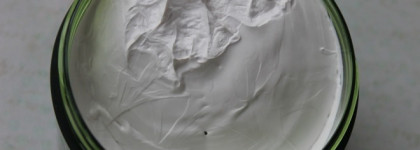 Очищение может быть деликатным! The Skin House Pore Tightening Clay Pack маска для очистки и сужения пор с глиной