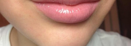 Нежность губ с Givenchy Rouge Interdit №11 Rose Desire