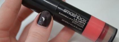 Универсальное кремовое средство для губ и щек от Smashbox в оттенке beverly hills blush