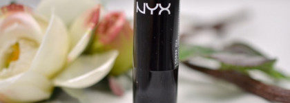 Помада NYX extra creamy lipstick в оттенке 532. Приятный нюд