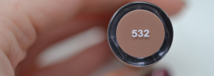 Помада NYX extra creamy lipstick в оттенке 532. Приятный нюд