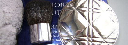 Diorskin Nude Tan Paradise Duo Iridescent Blush & Bronzing Powder with Kabuki Brush - бронзирующая пудра и румяна от Dior (002 Coral Glow)