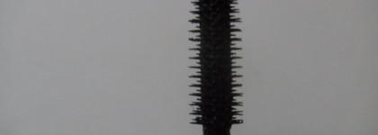 Отличная тушь Lumene Cloudberry Length Serum Mascara with Lumene Extending serum цвет Черный