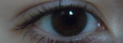 Отличная тушь Lumene Cloudberry Length Serum Mascara with Lumene Extending serum цвет Черный