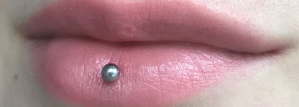Burberry Матовая помада-кушон для губ Lip Velvet Crush Sheer Matte Stain - 40 Sugar Pink