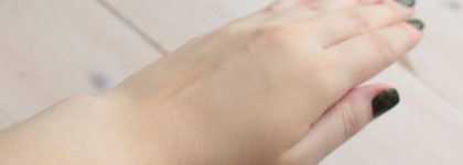 NARS All day luminous weightless foundation 4