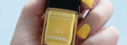 Легенда, ставшая классикой - Chanel le vernis nail color #577 Mimosa