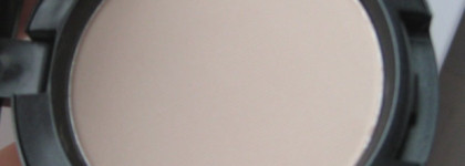 MAC powder blush Next to skin - скульптор, за которым стоит охотиться