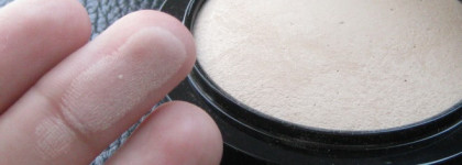 MAC Mineralize Skinfinish Natural в оттенке Light