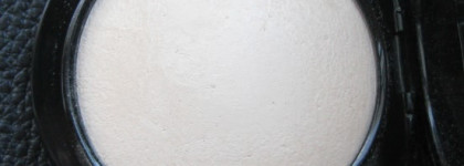 MAC Mineralize Skinfinish Natural в оттенке Light