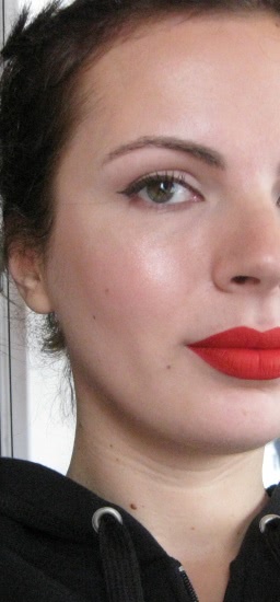 Удивительная палетка-хамелеон Sleek MakeUp Face Form Contouring & Blush Palette в оттенке Light 373