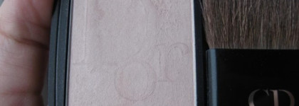 Один из любимых хайлайтеров Diorblush Vibrant Colour Powder Blush № 421 Starlight