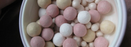 Метеоритам исполнилось 30 лет! Guerlain Meteorites Birthday Candle Pearls