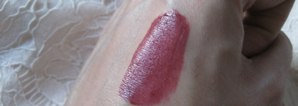 Матовый блеск? Giorgio Armani Lip Magnet 600