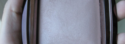 Пост обожания. Hourglass Ambient Lighting Powder Mood Light