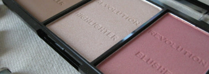 Сказ о том, как в отпуск я не взяла ничего, кроме этой палетки. Makeup Revolution London Sculpt & Contour Kit - Ultra Fair C01