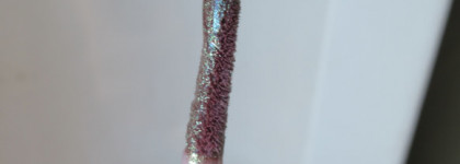 Колдовской Lottie London Duo-Chrome Lip Gloss в оттенке Shade