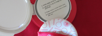 Кушон-конфетка Chupa-Chups Candy Glow Cushion Strawberry