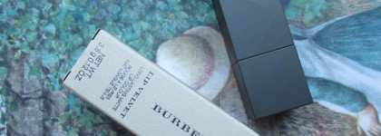 Такая уютная Burberry Lip Velvet Long Lasting Lip Colour № 421 Rosewood