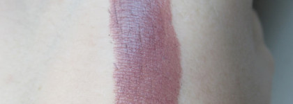 Оттенок внутренней поверхности шляпки гриба. Rouge Dior Ultra Rouge 600 Ultra Touch