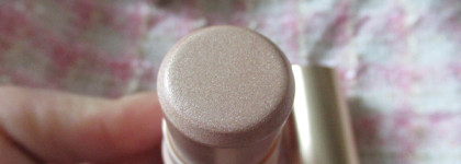 Эффект разлитого света. Pupa Glow Obsession Stick Highlighter 001