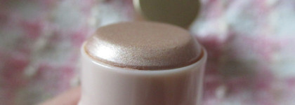 Эффект разлитого света. Pupa Glow Obsession Stick Highlighter 001