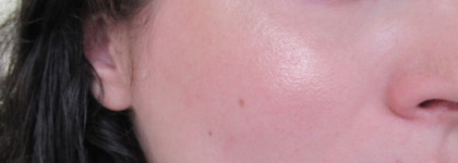 Ослепительное лето Becca Shimmering Skin Perfector Pressed в оттенке Opal