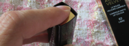 Желанная Chanel Rouge Allure Velvet 62 Libre