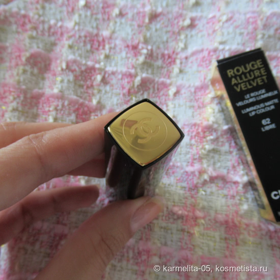 Желанная Chanel Rouge Allure Velvet 62 Libre