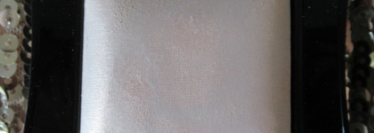 Illamasqua Beyond Powder OMG