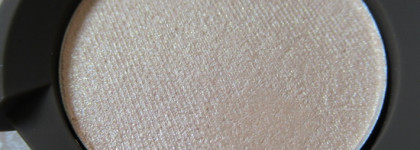 Becca Shimmering Skin Perfector Pressed Moonstone. Сравнение с Opal и Opal & Jade