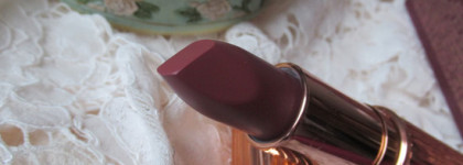 Charlotte Tilbury Matte Revolution Lipstick Bond Girl