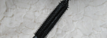 Железобетонная тушь MAC In Extreme Dimension 3D Black Lash